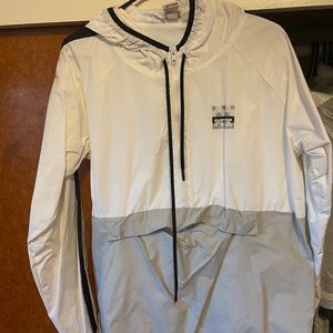 Pink wind breaker size L